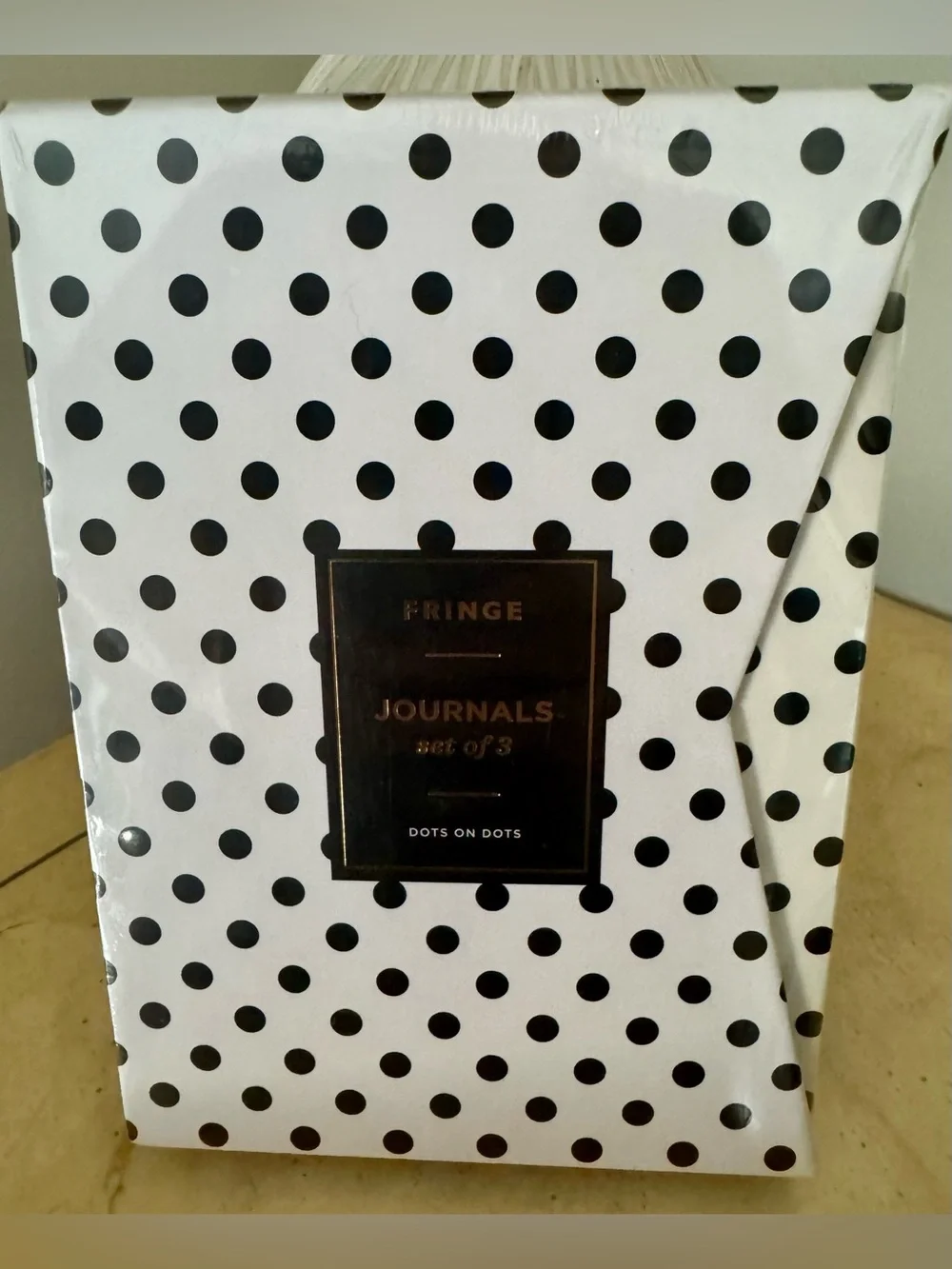 Kate Spade Polka Dot Pen Set (4 pens)& Fringe Polka Dot Journals(set of 3) NEW